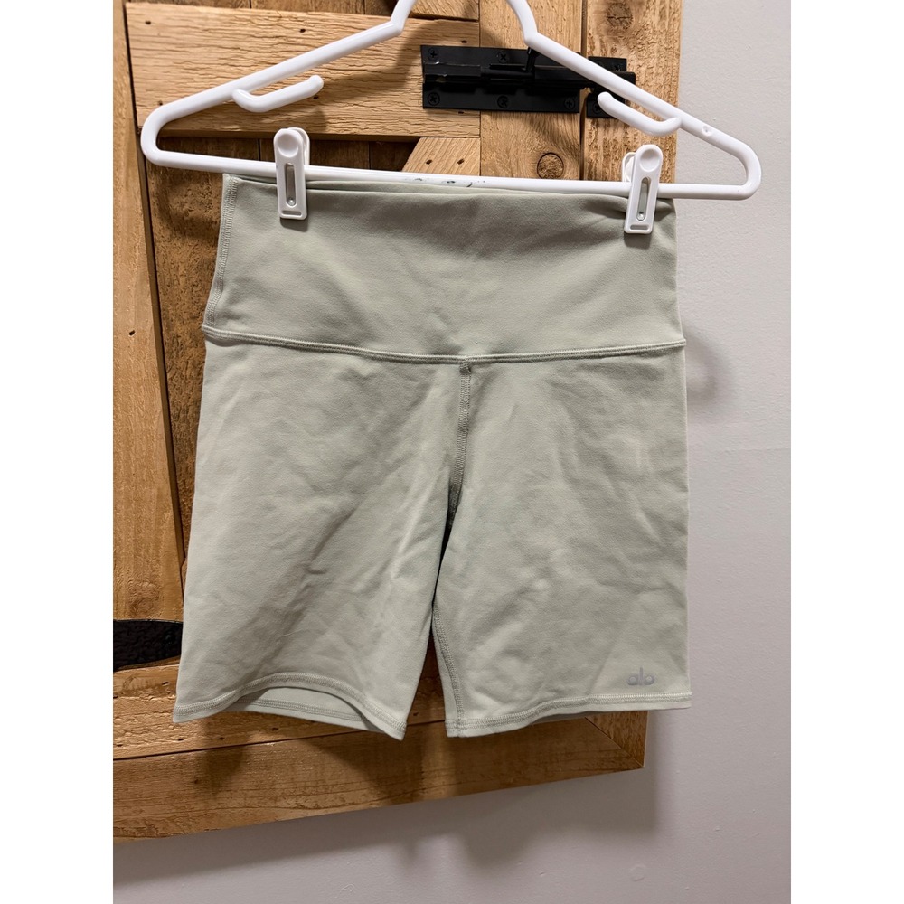 Alo Yoga High-Waist Airbrush Biker Shorts Sage Green Size S RN87370
